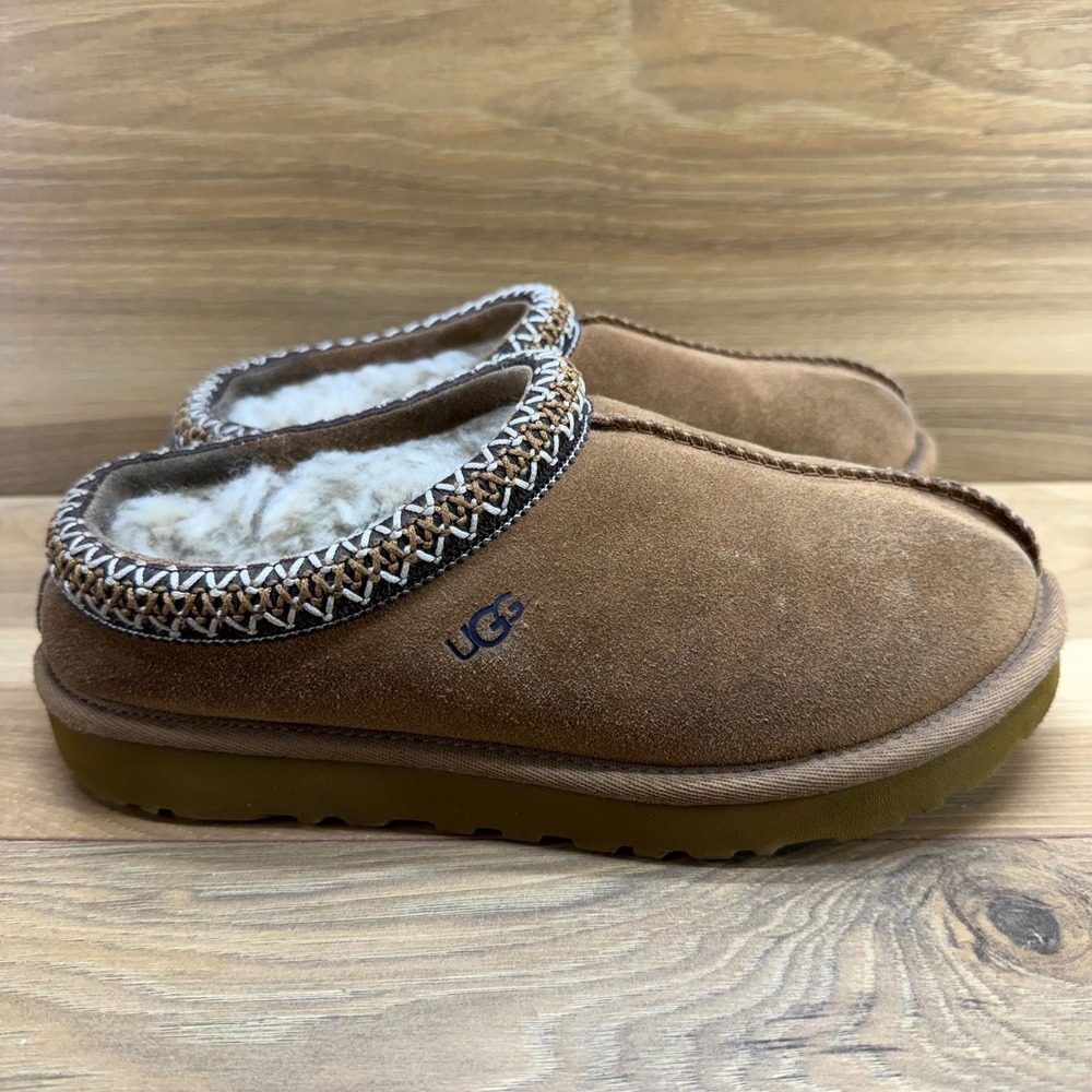 UGG Tasman Slippers Womens 7 Chestnut Suede Sherpa Shearling Cozy Cottagecore